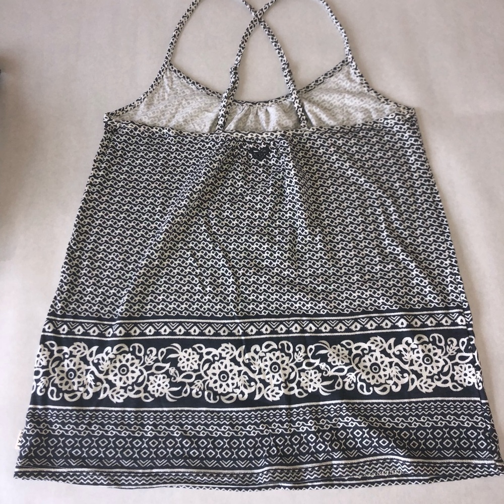 XS Roxy Detailed Tank Top - Picture 2 of 3